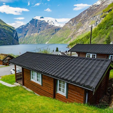Grande Hytteutleige Og Camping Geiranger Esterno foto