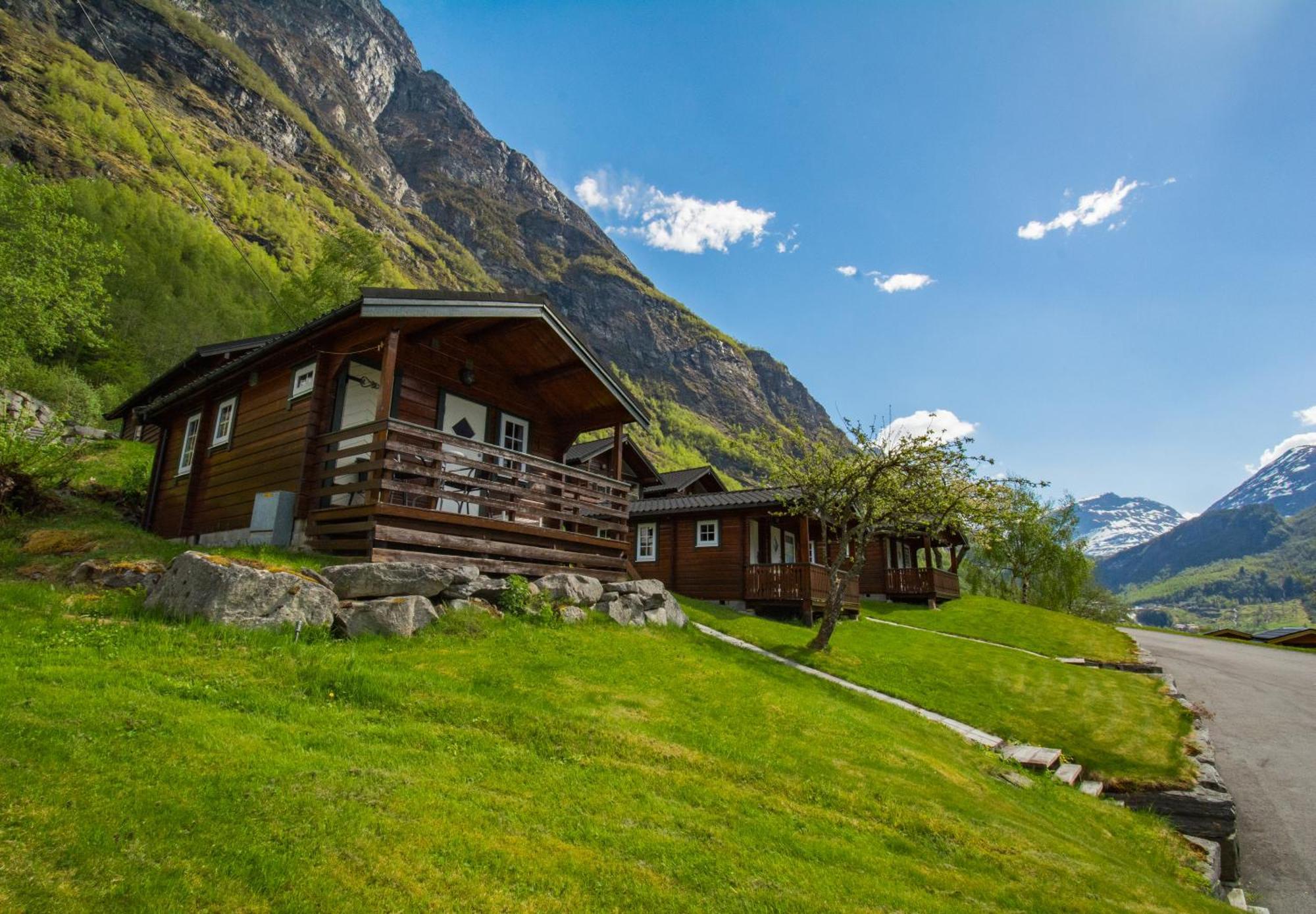 Grande Hytteutleige Og Camping Geiranger Esterno foto