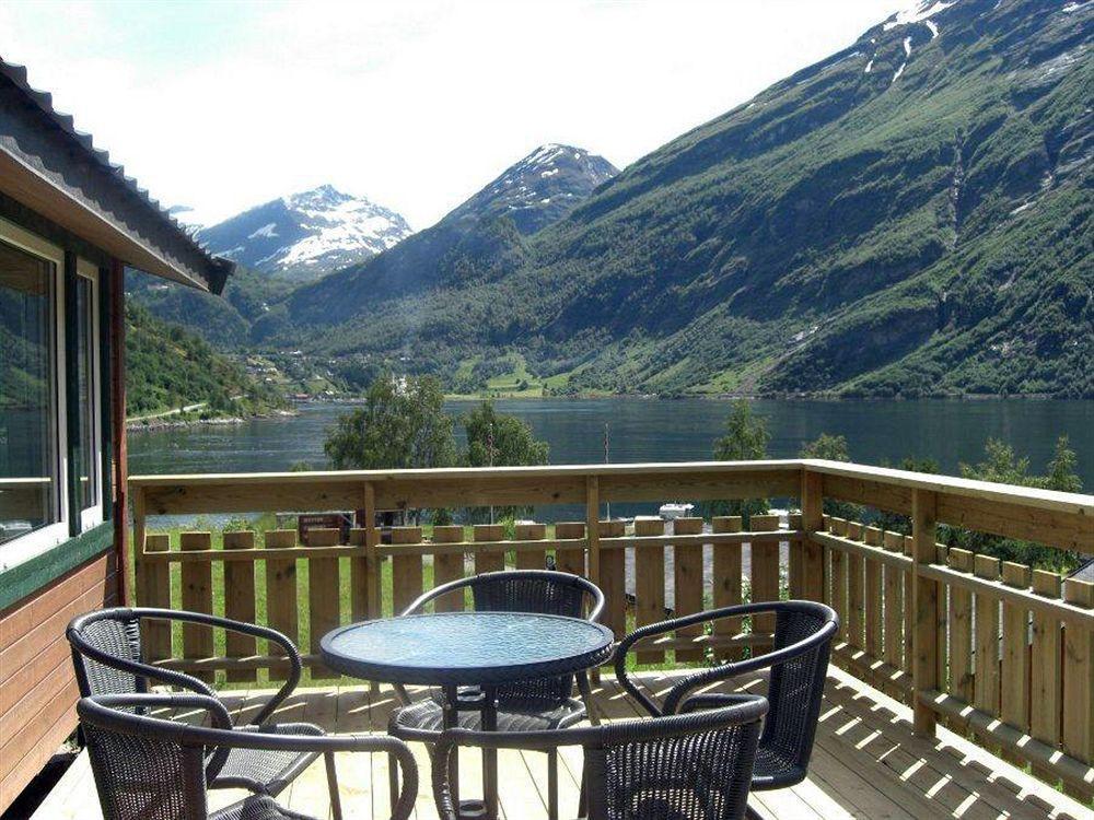 Grande Hytteutleige Og Camping Geiranger Esterno foto