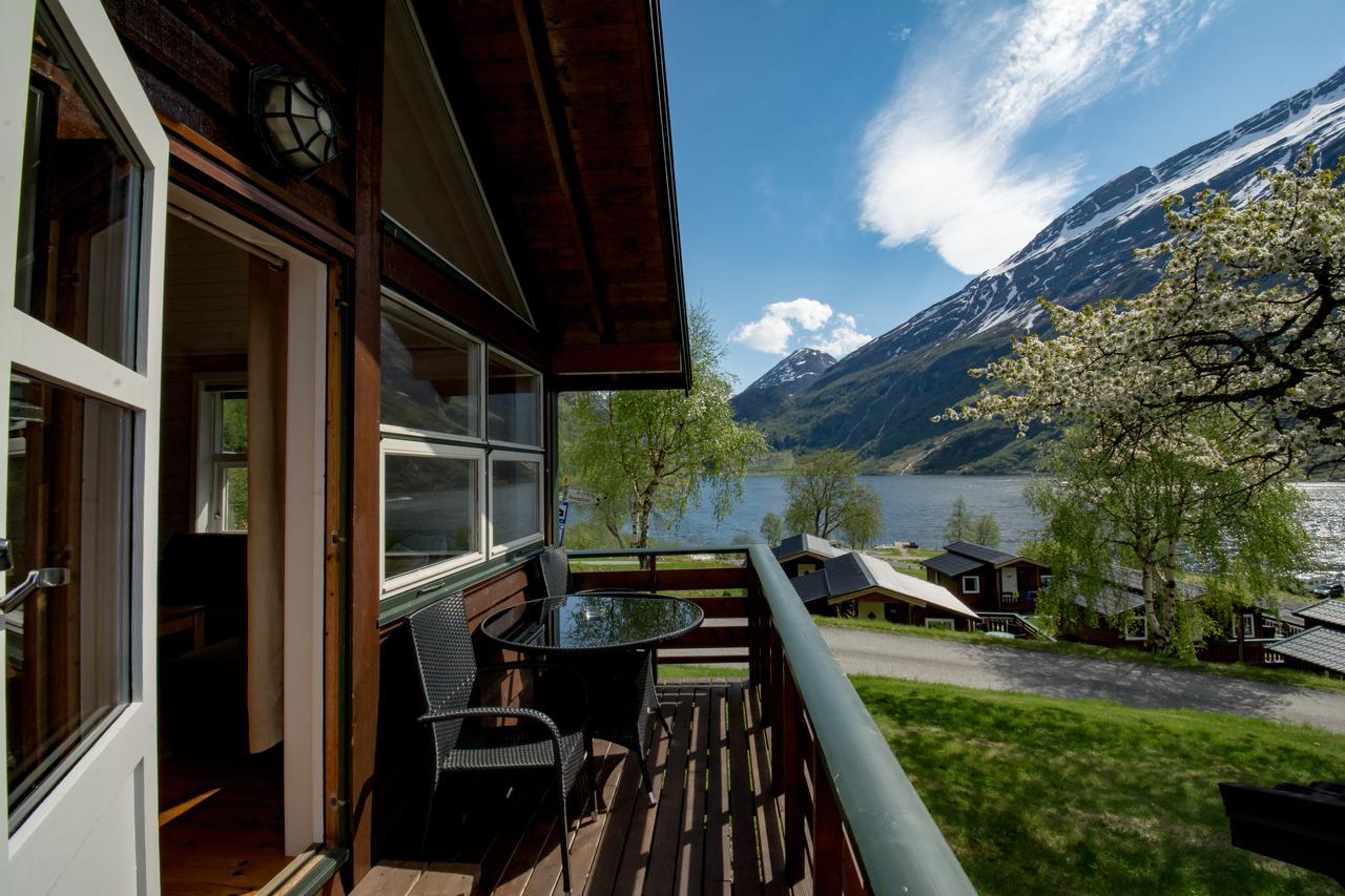 Grande Hytteutleige Og Camping Geiranger Esterno foto